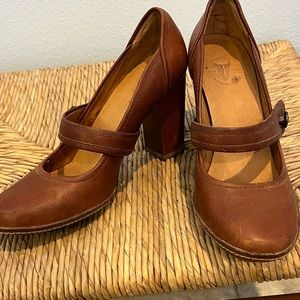 Vintage Frye Mary Janes